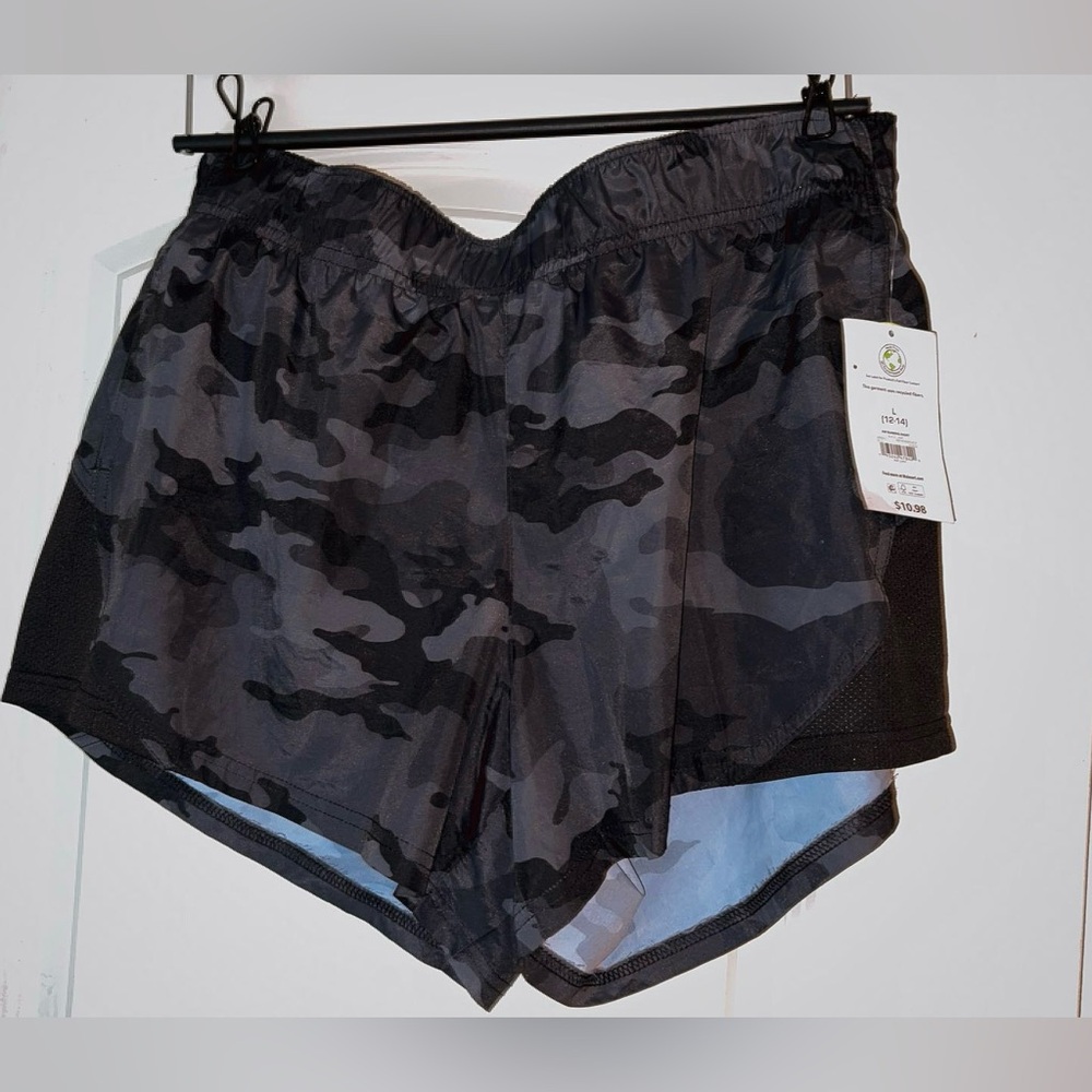 Athletic Works Women's Black Camouflage Athletic Shorts
